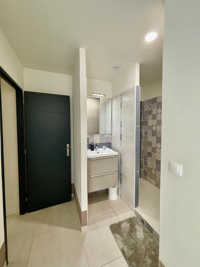 Appartement Souplex Jardin Proche Autoroute, Plages Et Attractions, Wifi - Tv, Calme Bessan Extérieur photo