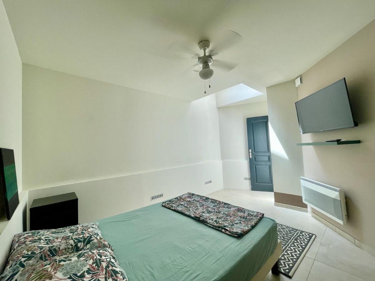Appartement Souplex Jardin Proche Autoroute, Plages Et Attractions, Wifi - Tv, Calme Bessan Extérieur photo